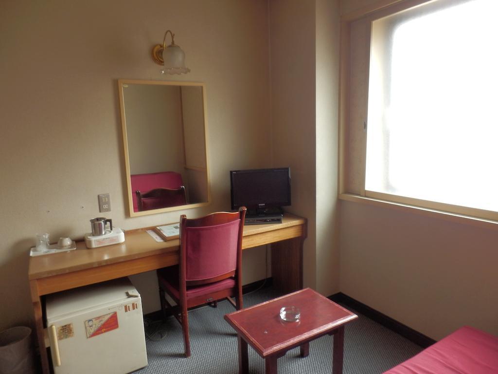 Oka Hotel Kanazawa Habitación foto
